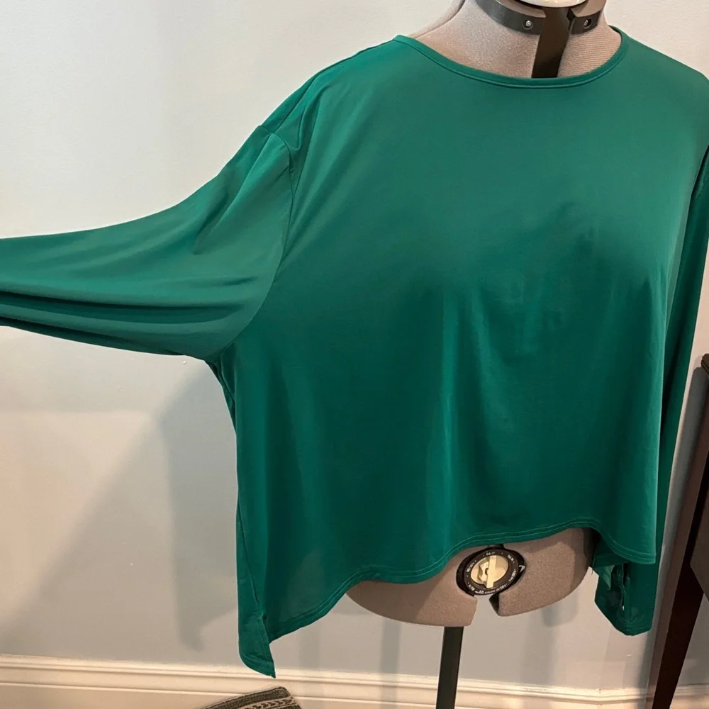 Emerald Green Long Sleeve Women's Athletic Top - Picture 3 of 7
